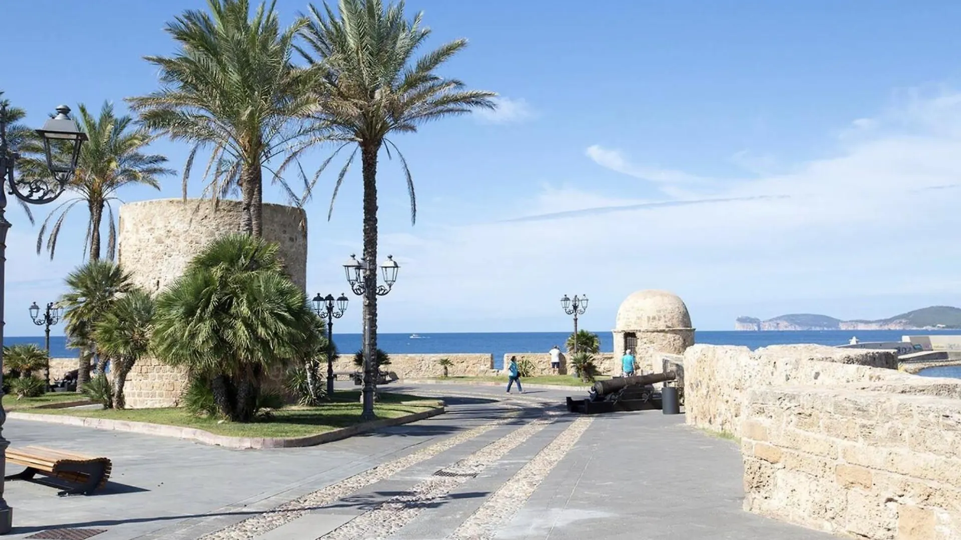 Petit Bijoux Apartment A Few Steps From The Beach, Sea View And Parking Space 알게로