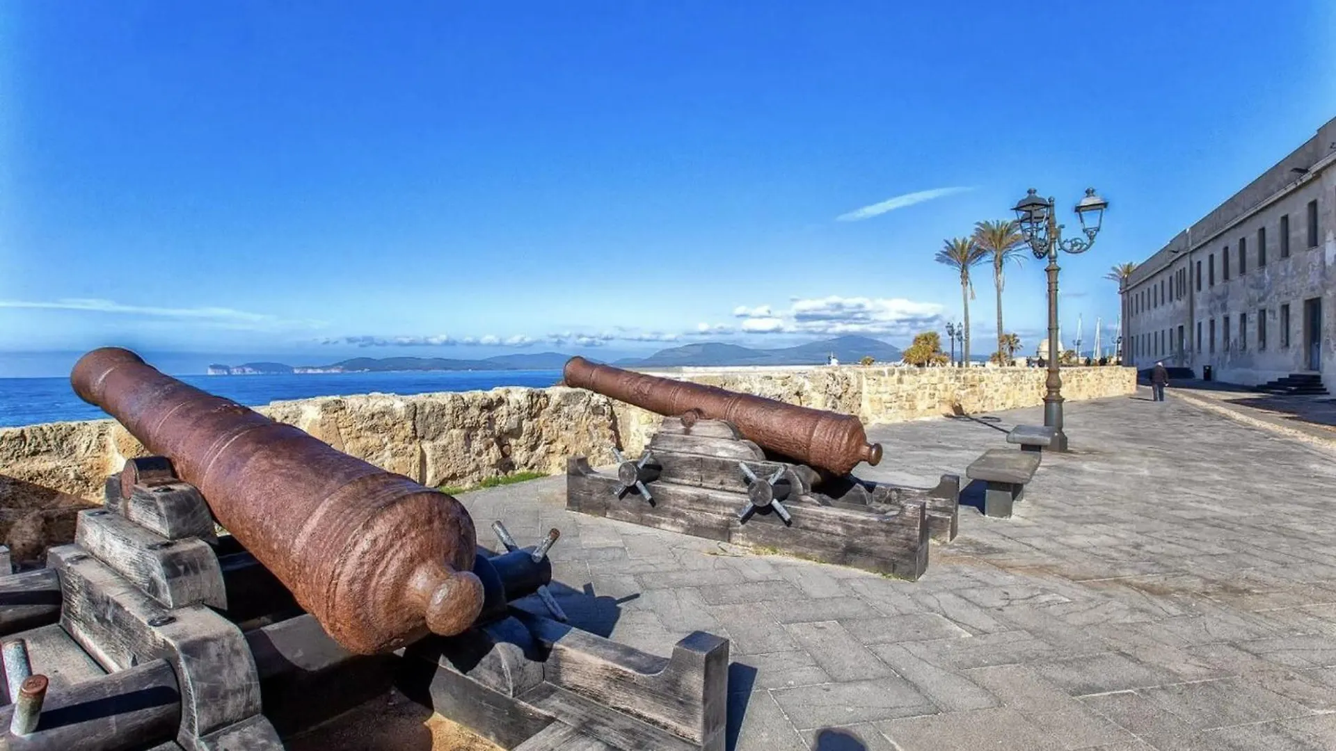 Petit Bijoux Apartment A Few Steps From The Beach, Sea View And Parking Space Alghero